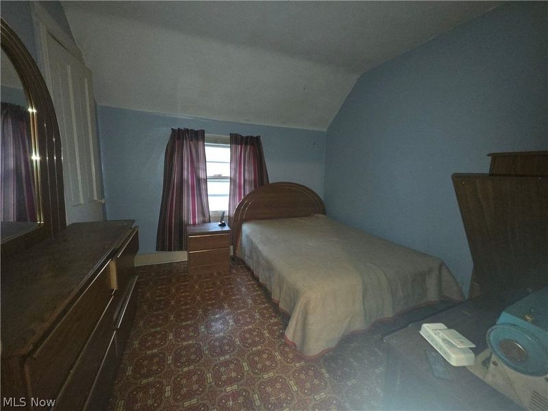 1055 E 68th Street, Cleveland, OH 44103 Photo 12