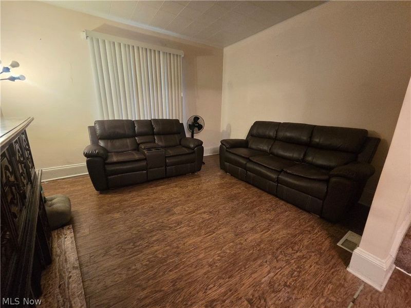 1055 E 68th Street, Cleveland, OH 44103 Photo 6