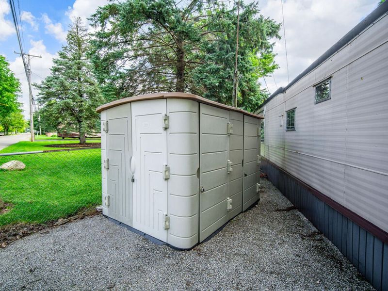 9046 Oatman Drive, Lakeview, OH 43331 Photo 26