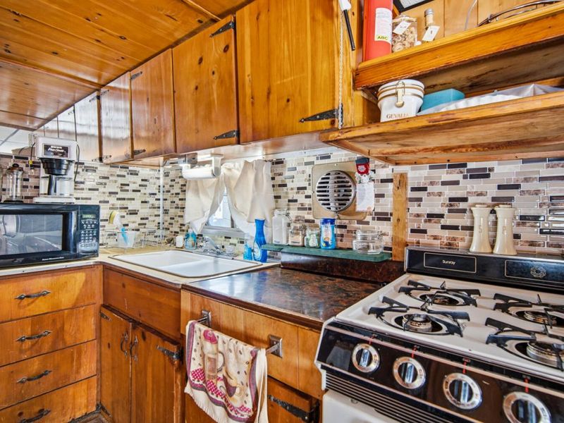 9046 Oatman Drive, Lakeview, OH 43331 Photo 8