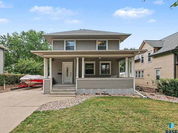 811 W 7th St, Sioux Falls, SD 57104