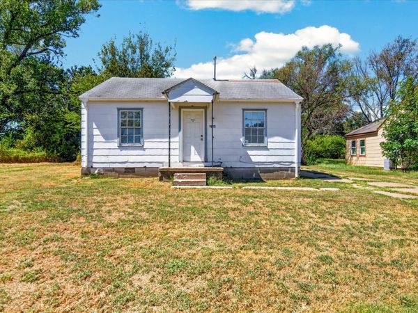 1615 S Maple , Bartlesville, OK 74003