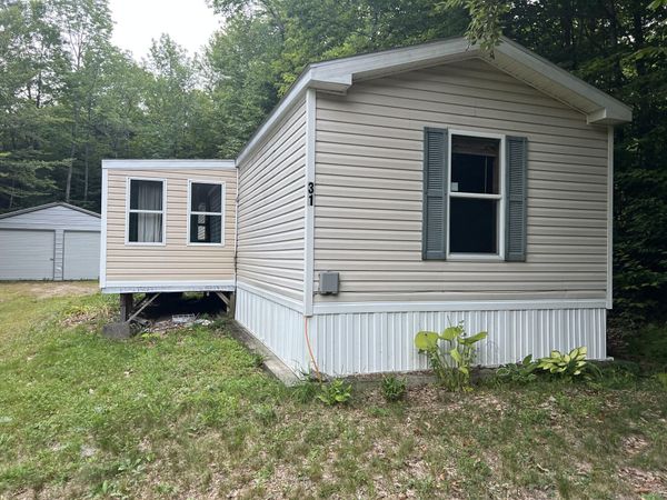 31 Valley Road , Dixfield, ME 04224