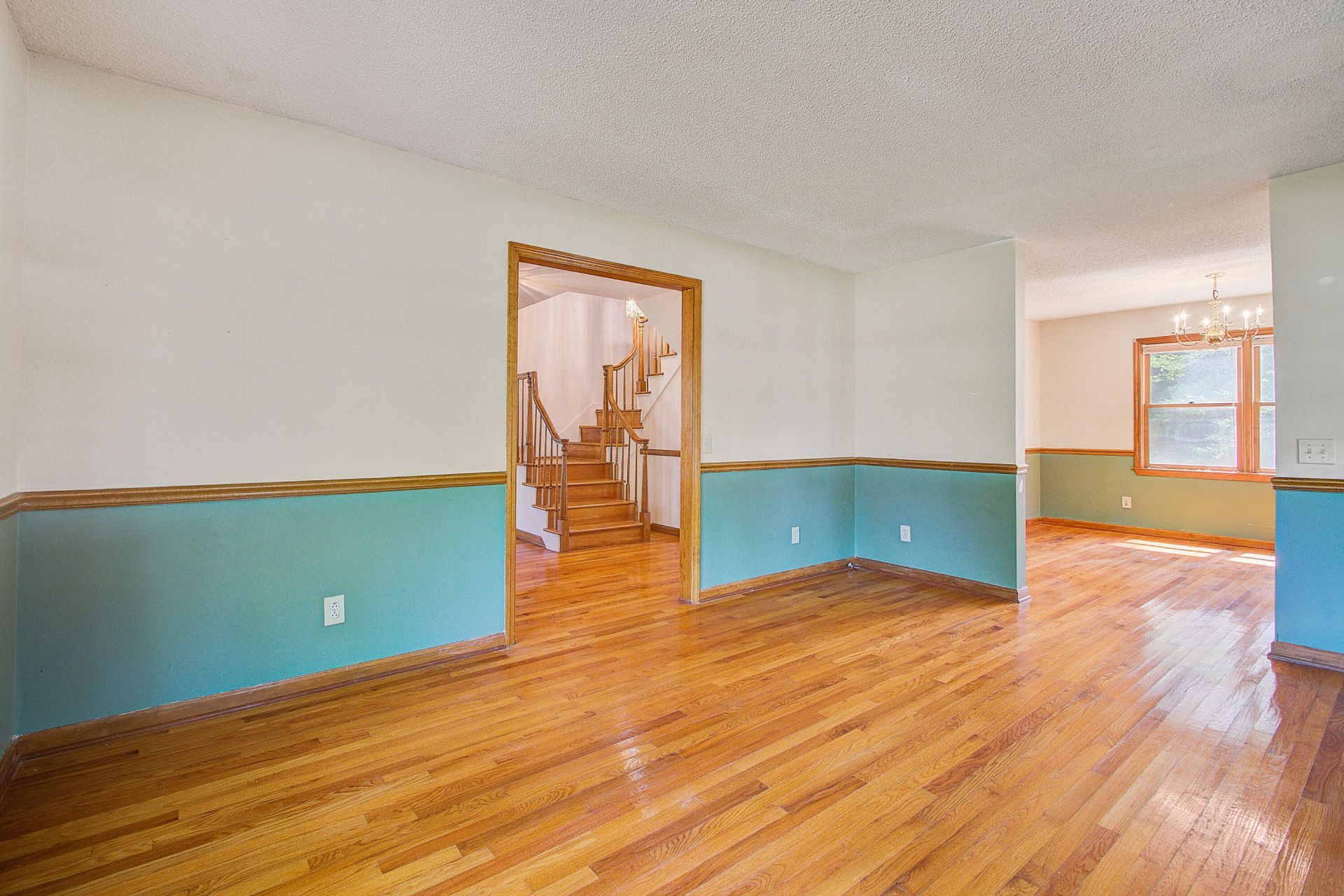 1300 Limetree Lane Photo 17
