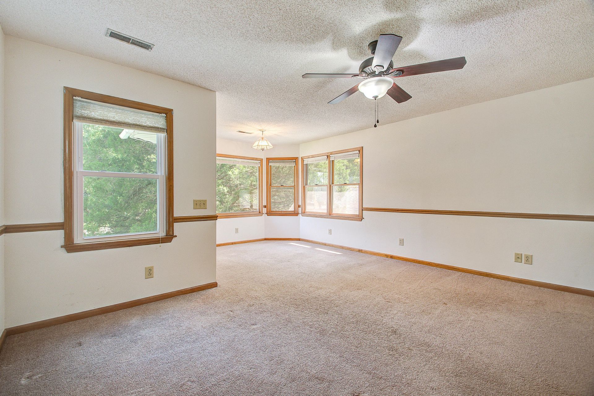 1300 Limetree Lane Photo 20