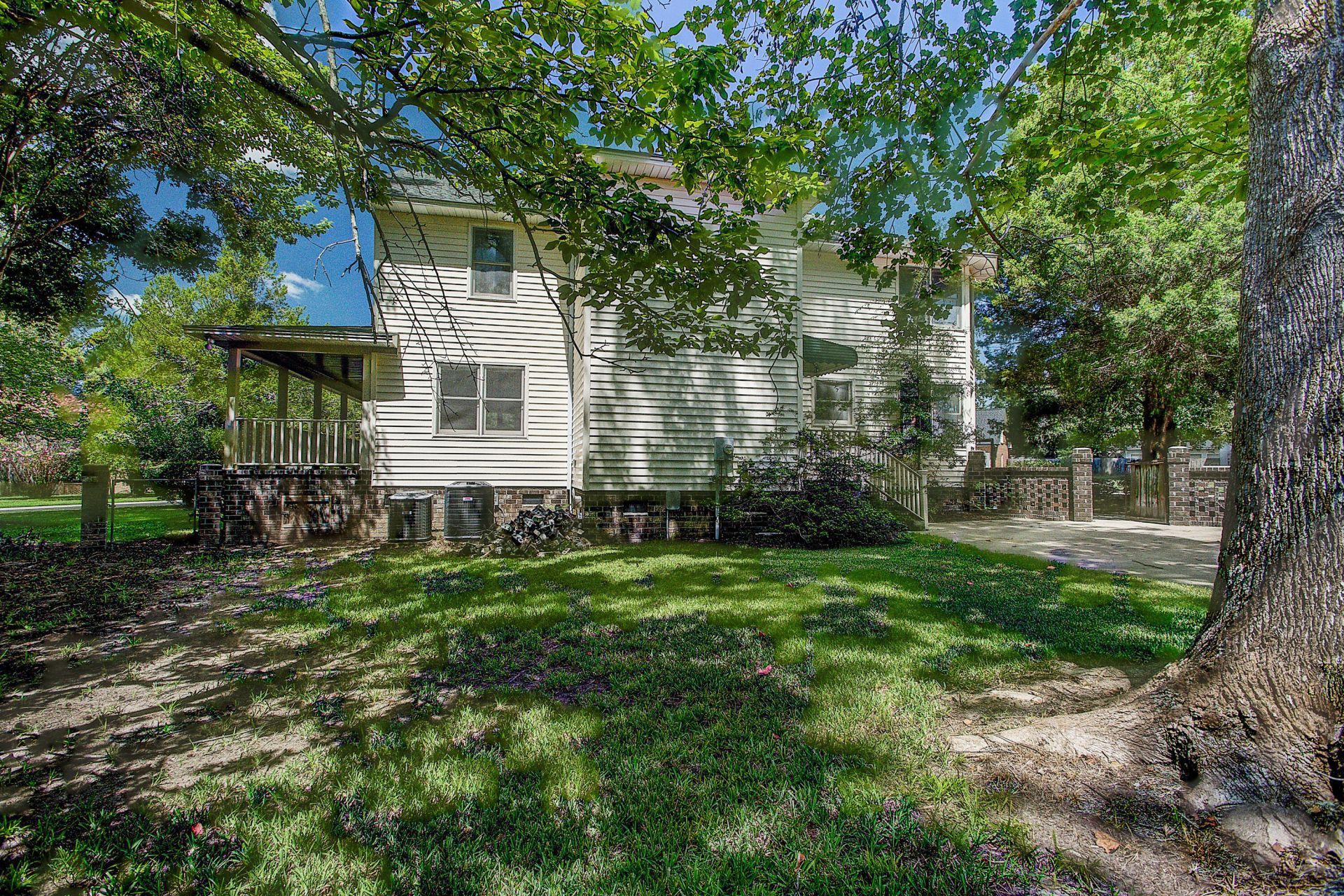 1300 Limetree Lane Photo 27