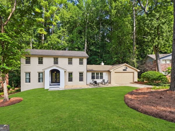 2433 Helmsdale Drive NE, Atlanta, GA 30345