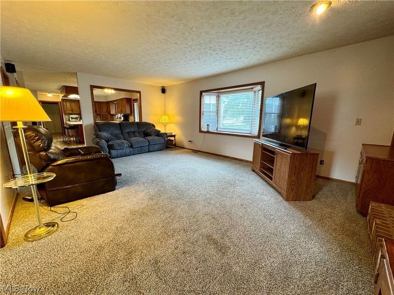 6385 Harbor Drive NW, Canton, OH 44718 Photo 12
