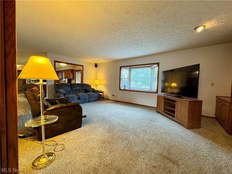 6385 Harbor Drive NW, Canton, OH 44718 Photo 15