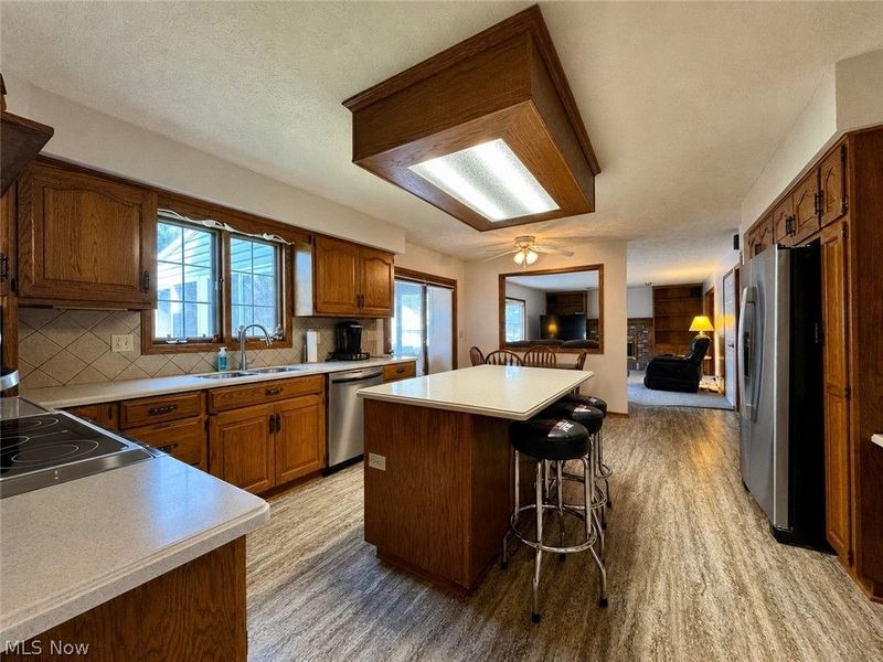 6385 Harbor Drive NW, Canton, OH 44718 Photo 19