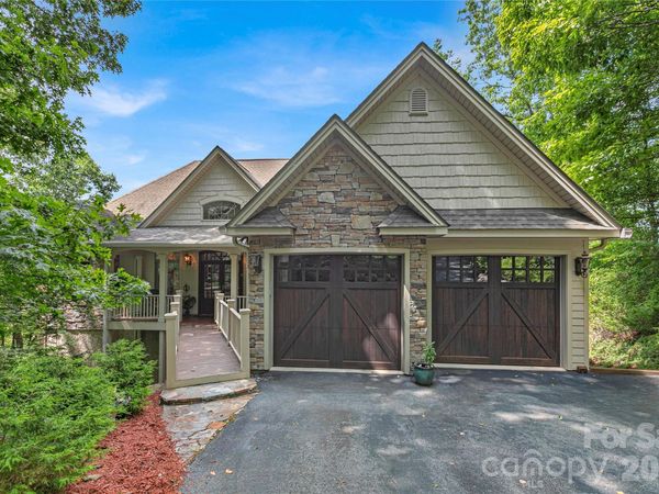 303 Wodigeasgohi Drive , Brevard, NC 28712