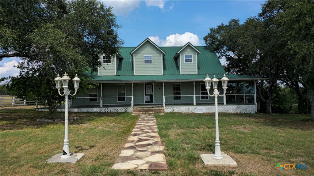270 Canyon View Drive , Goliad, TX 77963 Main Photo