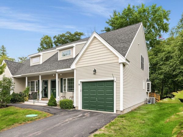 29 Locksley Lane, Raymond, NH 03077