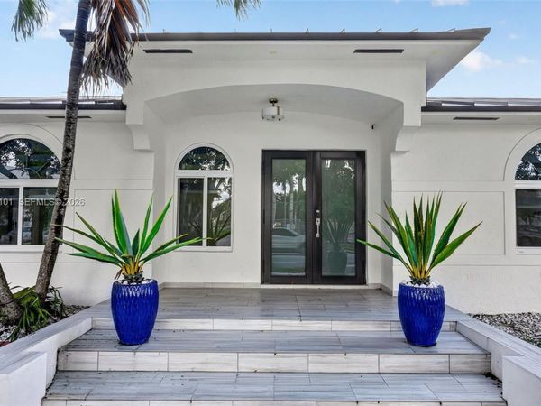 3197 W 79th Pl , Hialeah, FL 33018