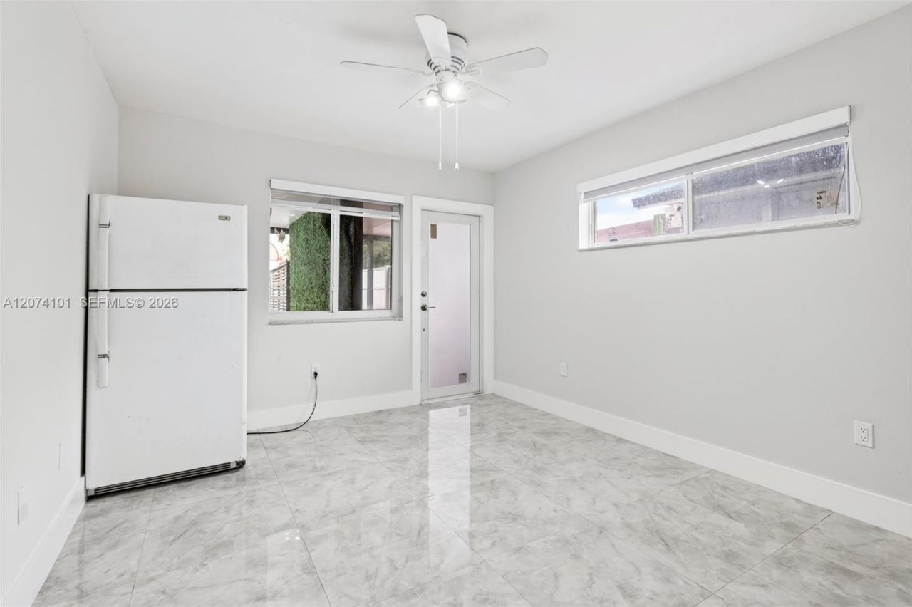 3197 W 79th Pl , Hialeah, FL 33018 Photo