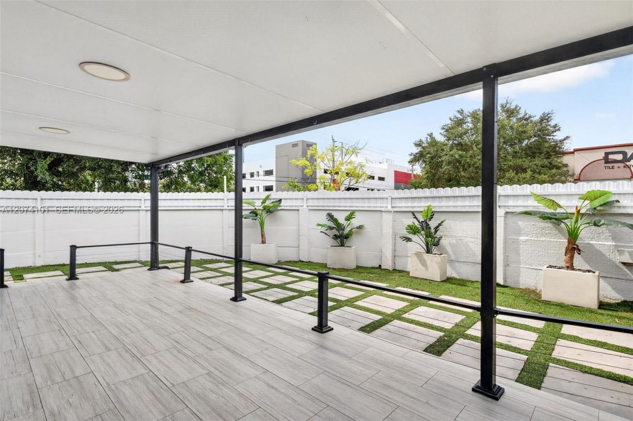3197 W 79th Pl , Hialeah, FL 33018 Photo