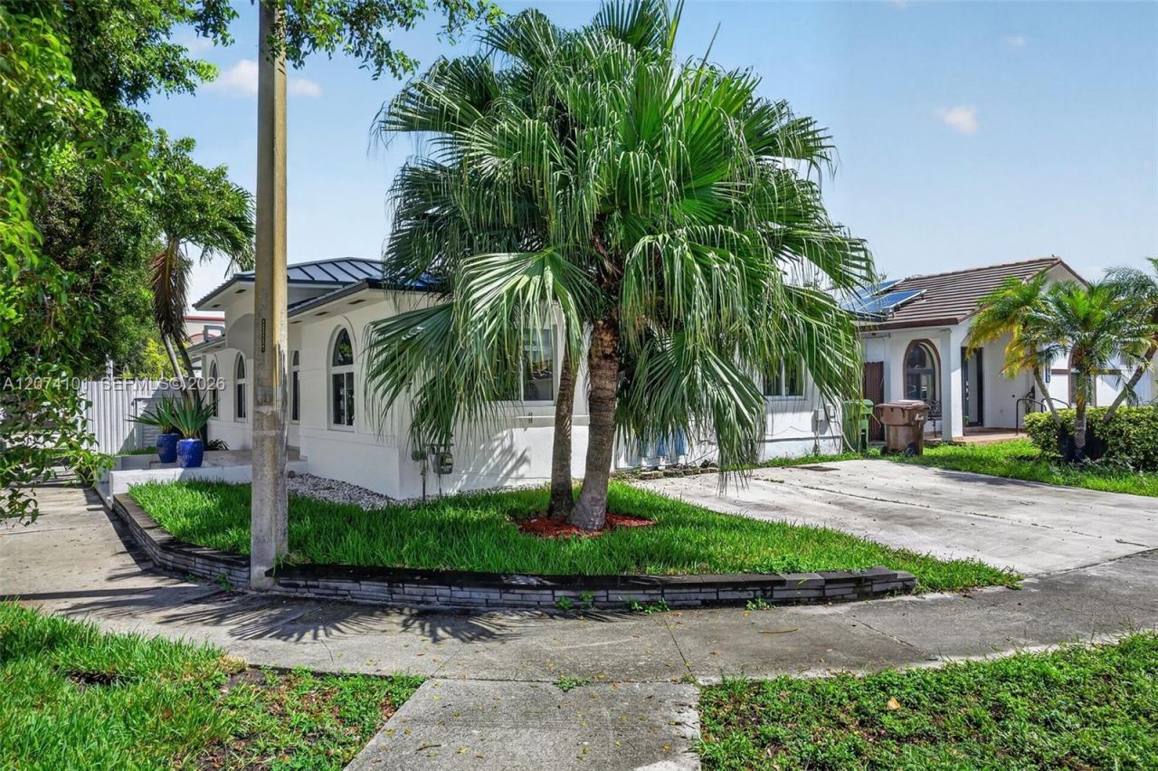 3197 W 79th Pl , Hialeah, FL 33018 Photo