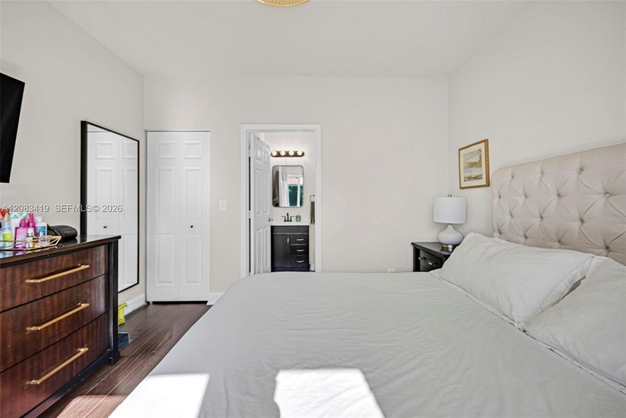 1375 SW 105th Ave, Pembroke Pines, FL 33025 Photo