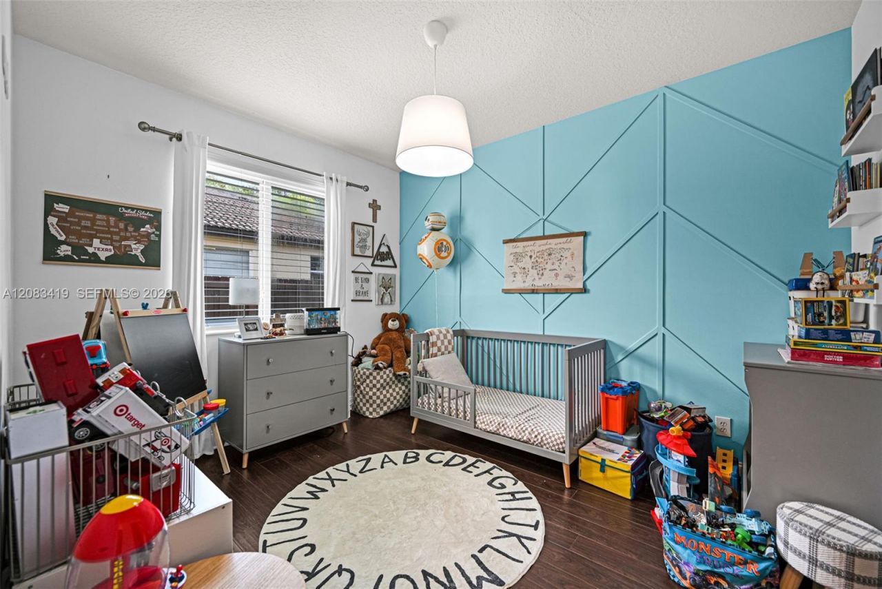 1375 SW 105th Ave, Pembroke Pines, FL 33025 Photo