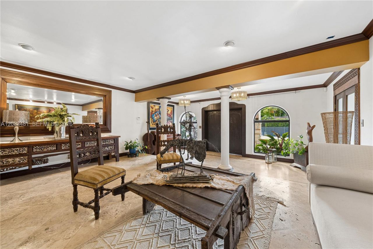 1150 N Biscayne Point Rd, Miami Beach, FL 33141 Photo