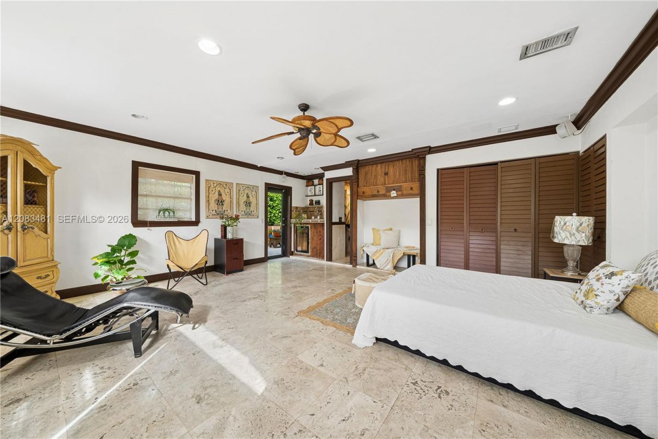 1150 N Biscayne Point Rd, Miami Beach, FL 33141 Photo