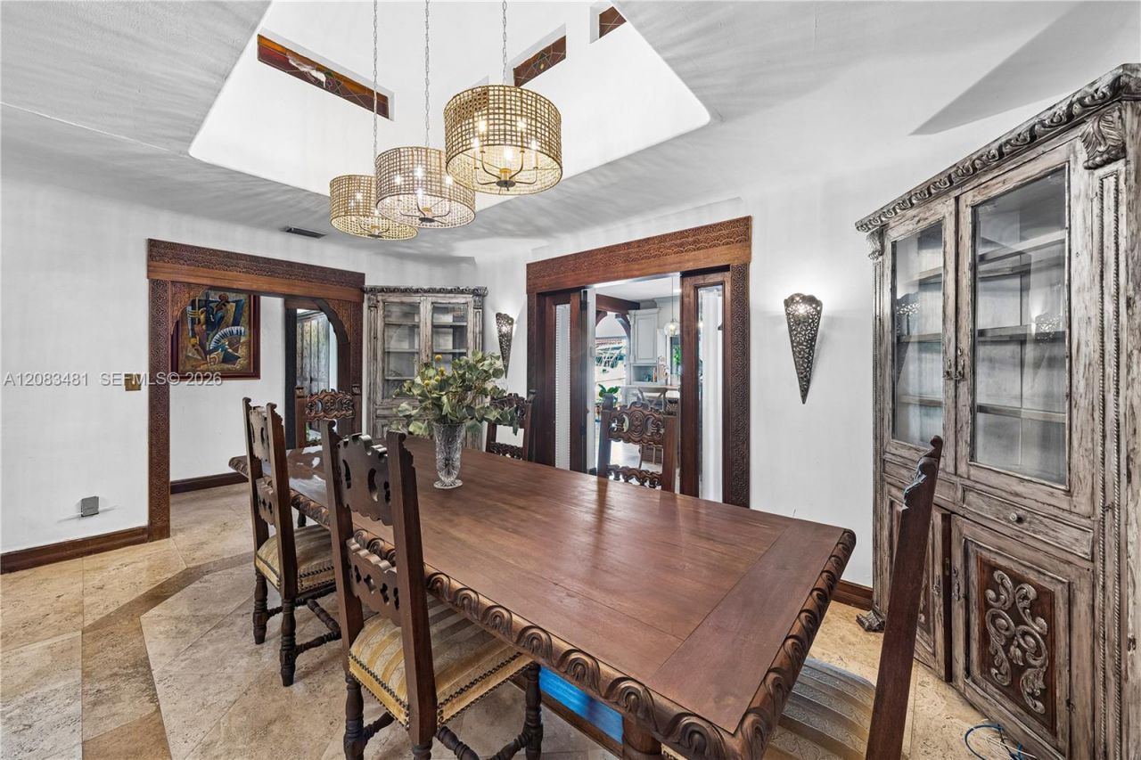 1150 N Biscayne Point Rd, Miami Beach, FL 33141 Photo