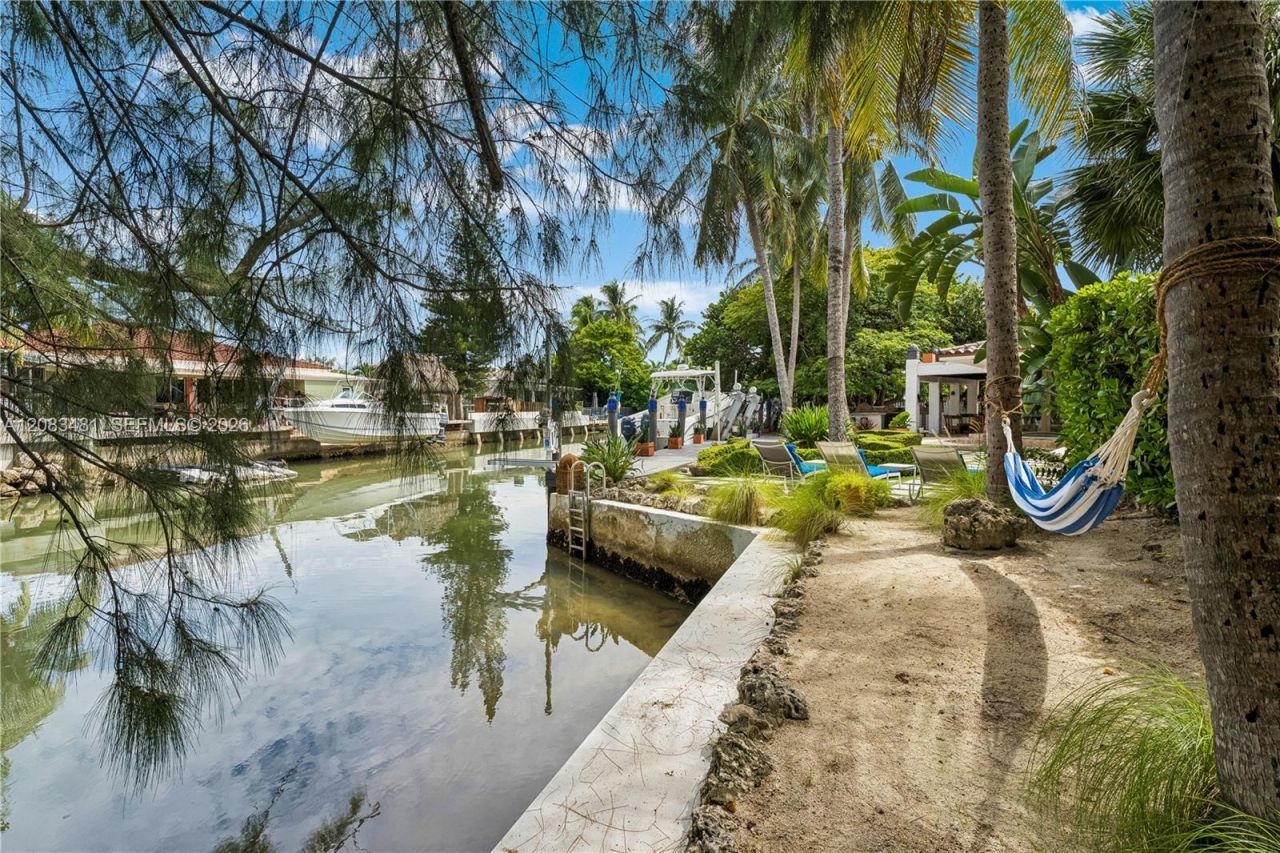 1150 N Biscayne Point Rd, Miami Beach, FL 33141 Photo