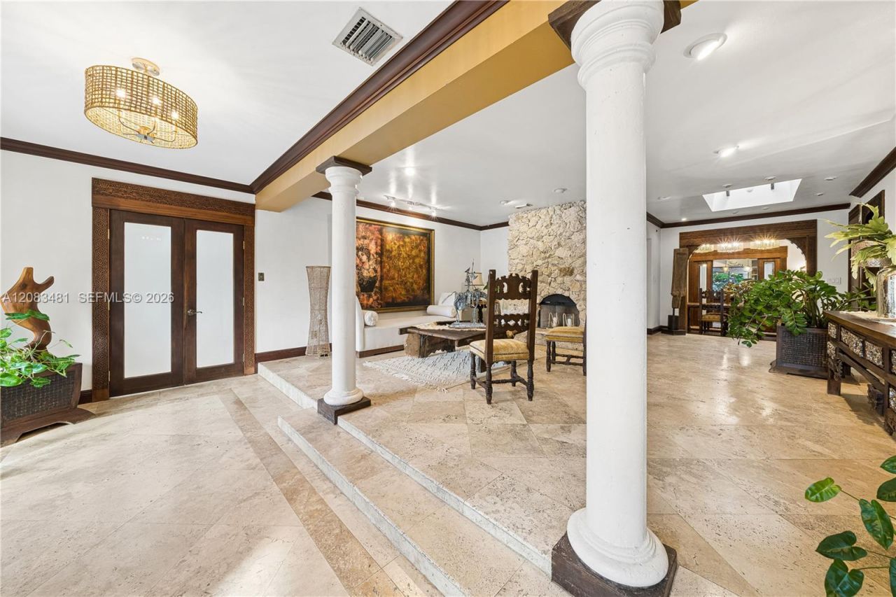 1150 N Biscayne Point Rd, Miami Beach, FL 33141 Photo