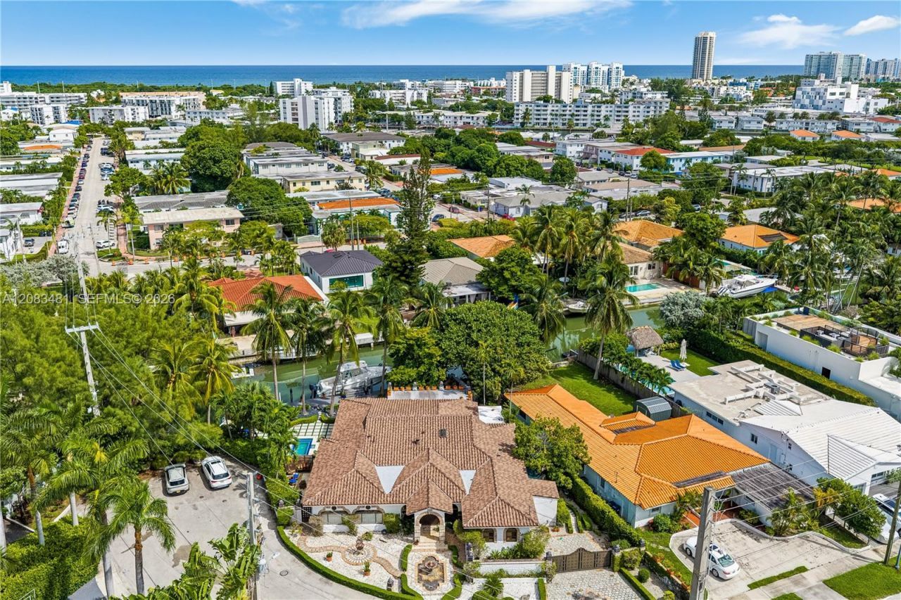 1150 N Biscayne Point Rd, Miami Beach, FL 33141 Photo