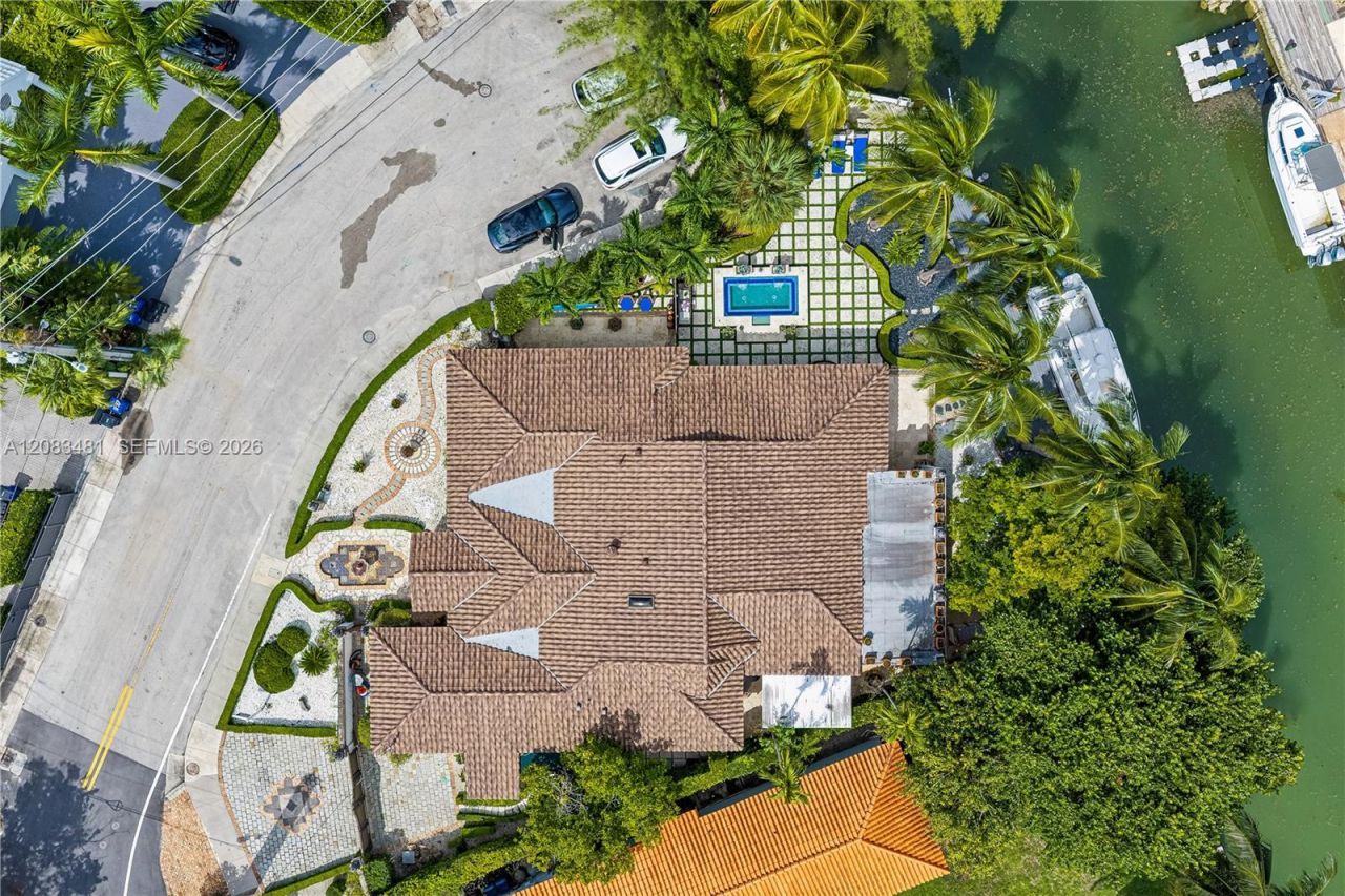 1150 N Biscayne Point Rd, Miami Beach, FL 33141 Photo