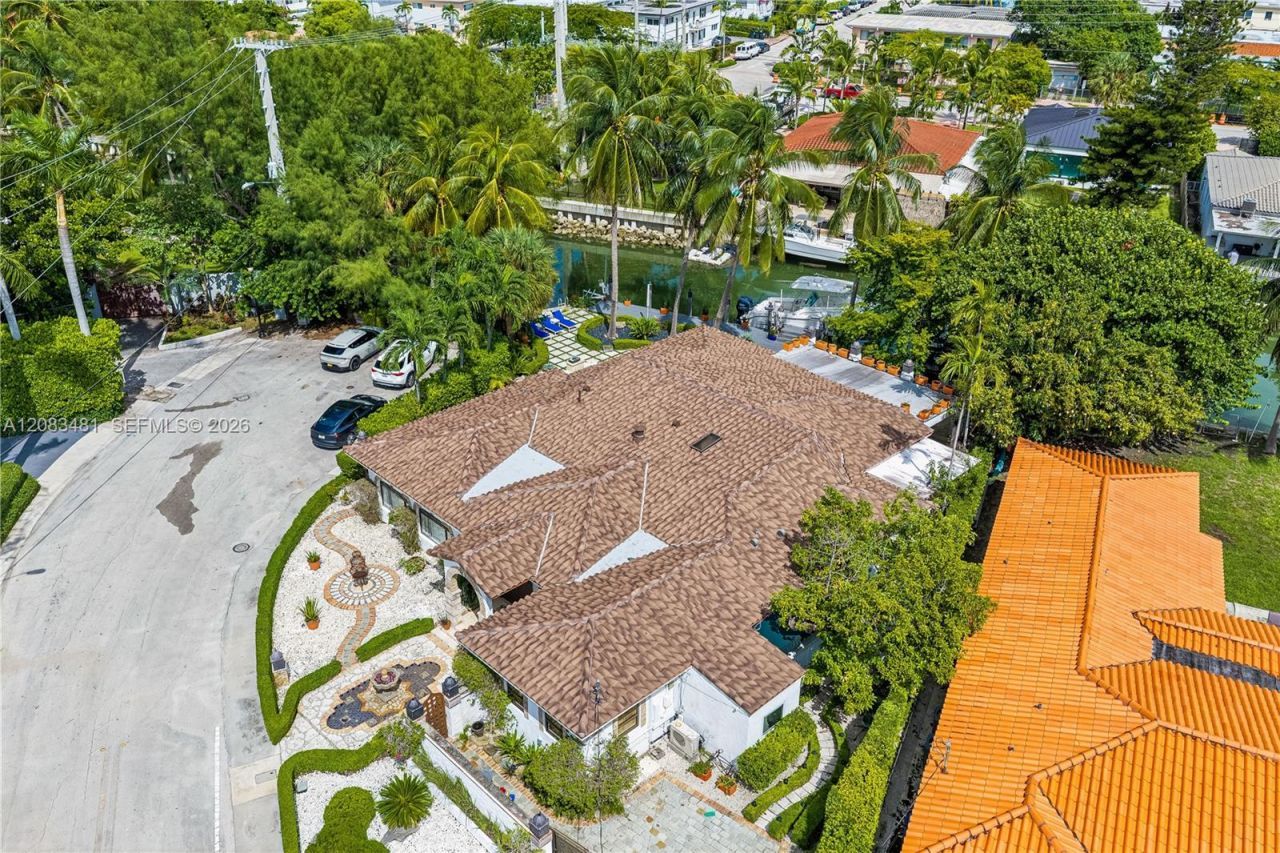 1150 N Biscayne Point Rd, Miami Beach, FL 33141 Photo