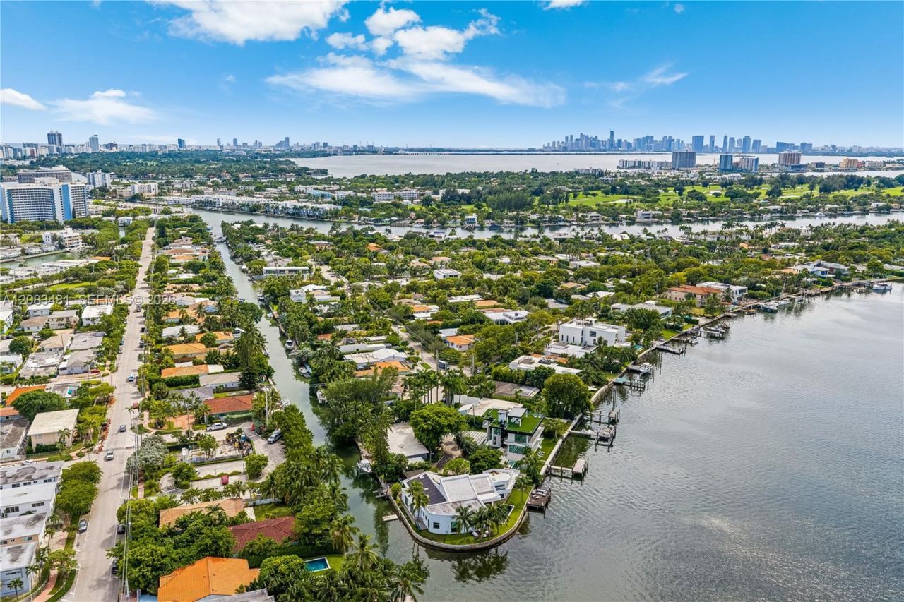 1150 N Biscayne Point Rd, Miami Beach, FL 33141 Photo