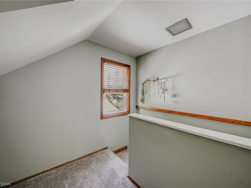 6953 Greenleaf Avenue, Parma Heights, OH 44130 Photo 20