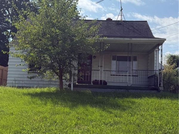 411 E Laclede Avenue, Youngstown, OH 44507