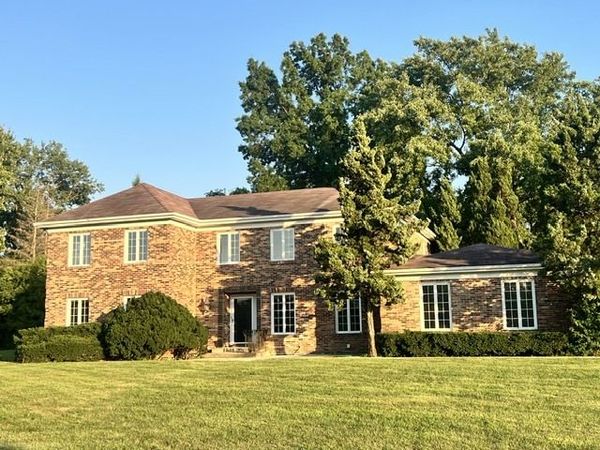 12 KINGSTON Drive , Oak Brook, IL 60523