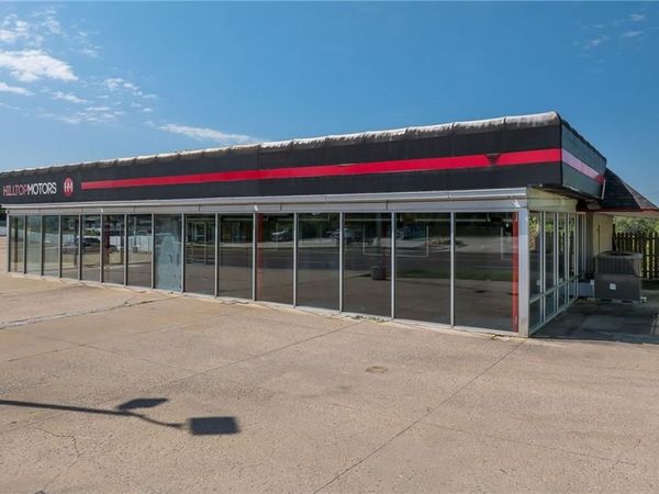1710 S Belt Highway, St Joseph, MO 64507