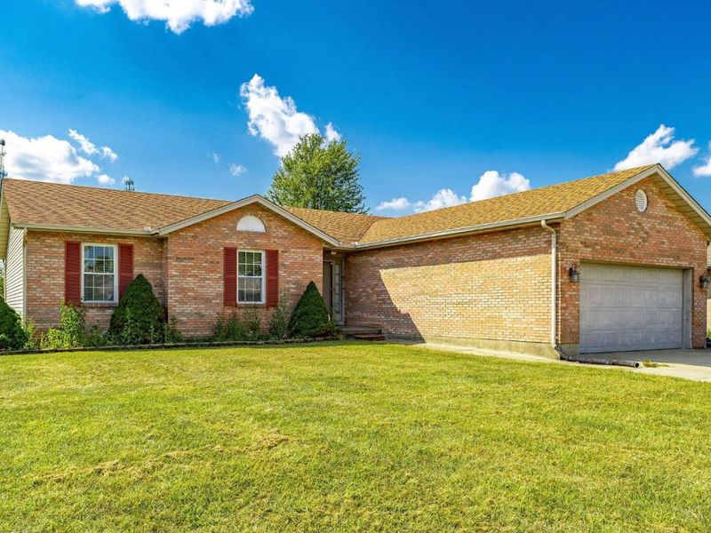 109 Mollie Drive, Hamilton, OH 45013 Photo 2