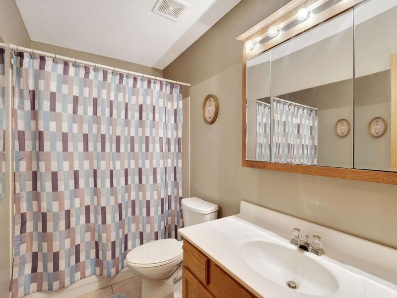 109 Mollie Drive, Hamilton, OH 45013 Photo 23
