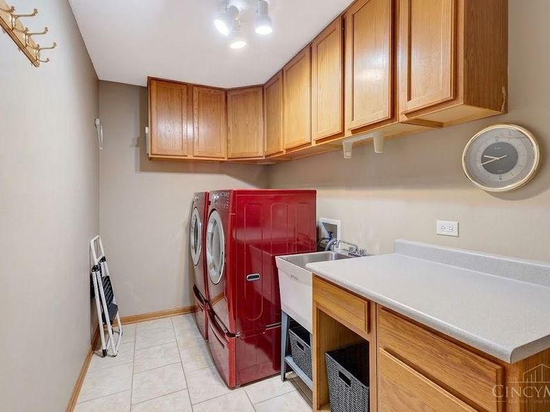 109 Mollie Drive, Hamilton, OH 45013 Photo 27