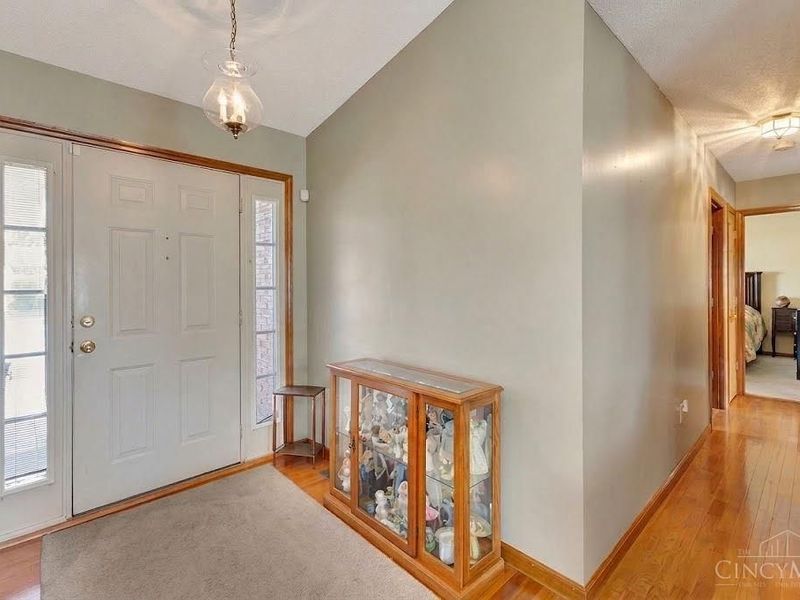 109 Mollie Drive, Hamilton, OH 45013 Photo 3