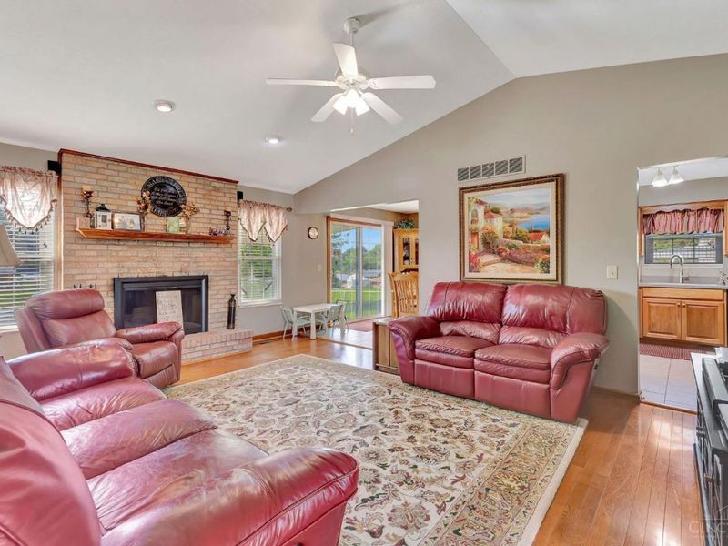 109 Mollie Drive, Hamilton, OH 45013 Photo 6