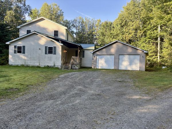 8 Martins Lane , Unit 8, Glenburn, ME 04401