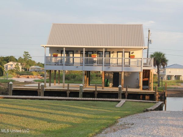 11059 Idaho Street, Bay Saint Louis, MS 39520