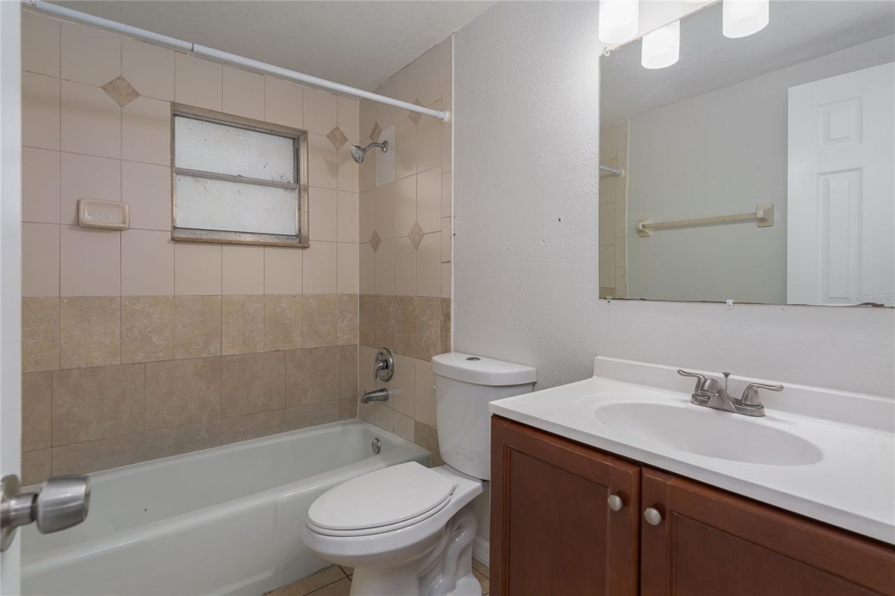 1324 59th Avenue E, Bradenton, FL 34203 Photo
