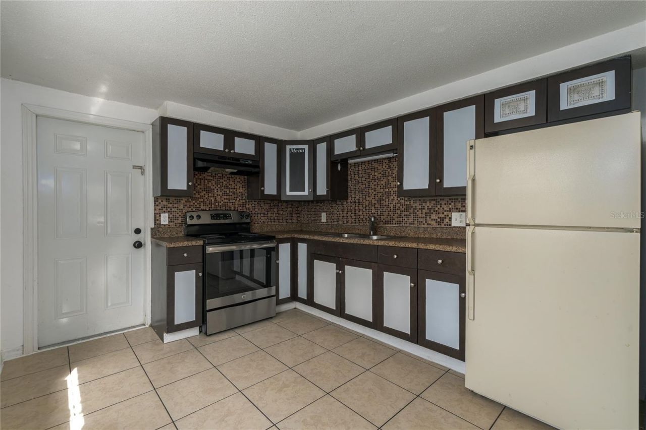 1324 59th Avenue E, Bradenton, FL 34203 Photo