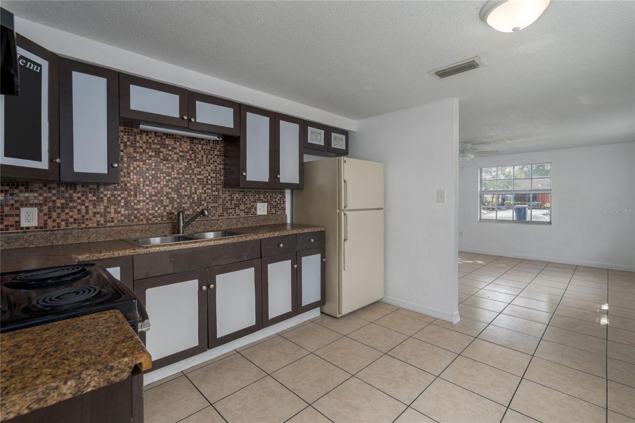 1324 59th Avenue E, Bradenton, FL 34203 Photo