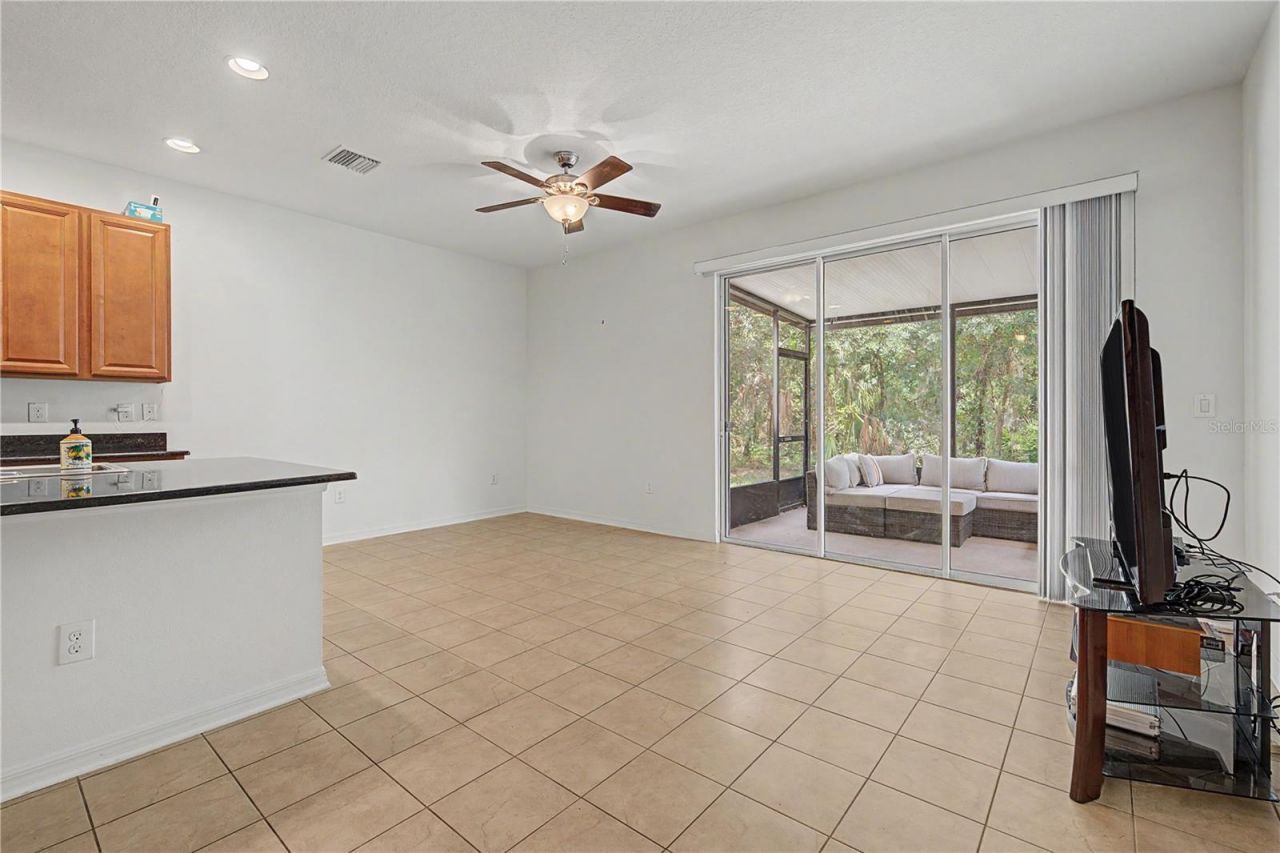 6914 Holly Heath Drive , Riverview, FL 33578 Photo