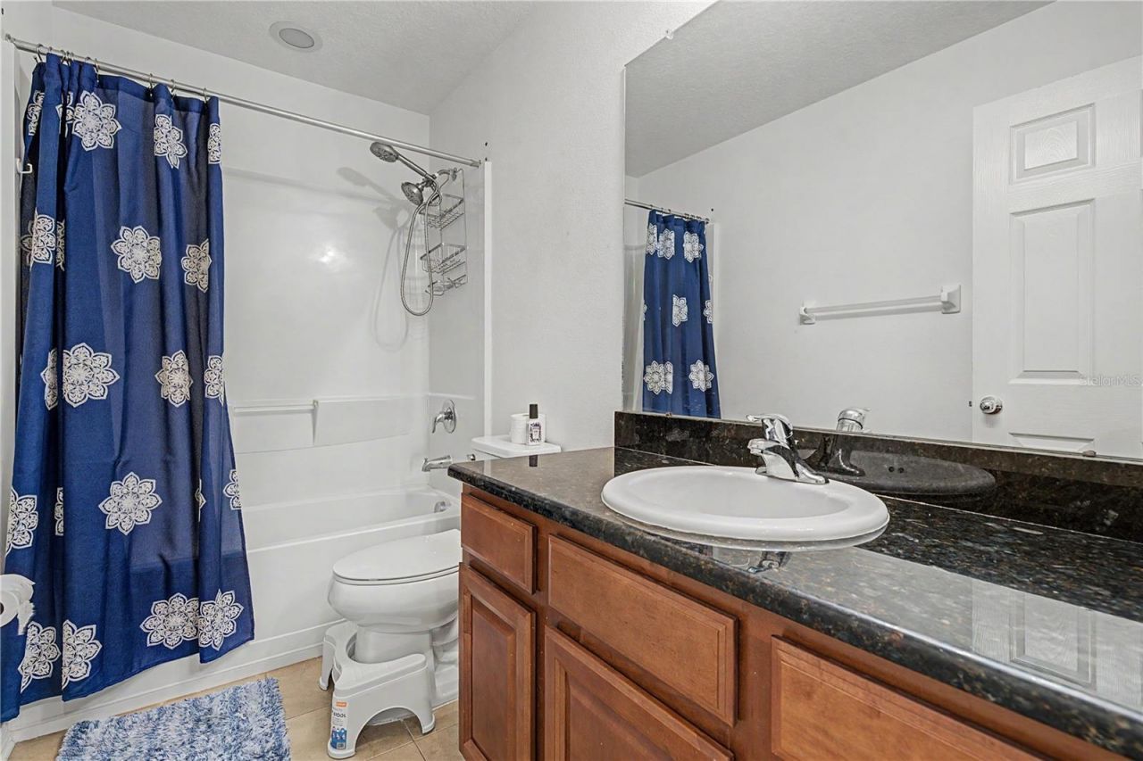 6914 Holly Heath Drive , Riverview, FL 33578 Photo