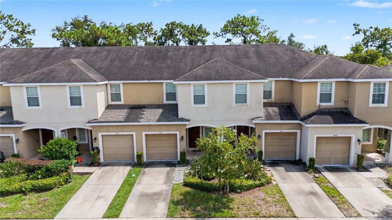 6914 Holly Heath Drive , Riverview, FL 33578 Photo