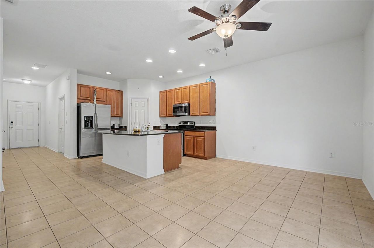 6914 Holly Heath Drive , Riverview, FL 33578 Photo